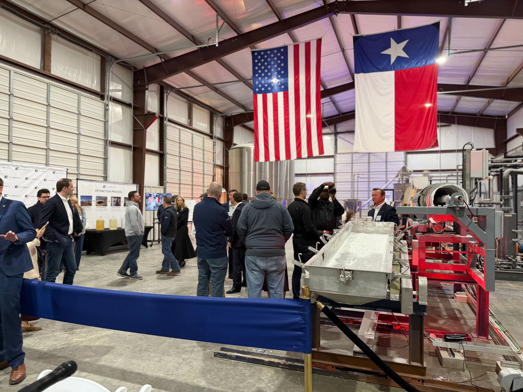 Touring Elements' lithium-extraction line under the Texas and U.S. flags